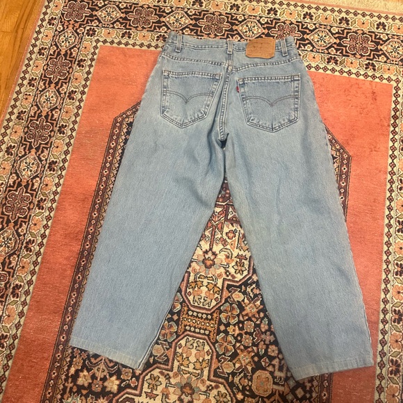 Vintage Levi’s 560 80’s Loose Fit Jeans with Perfect Natural Wear - Picture 9 of 13